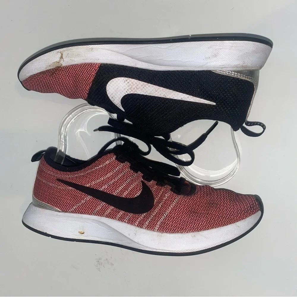 Nike Dualtone Racer Coral Pink Black Sneakers Running Shoes size 9
